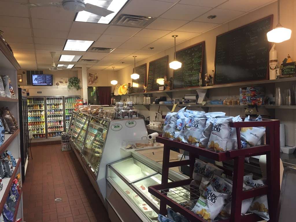 Villarinas Deli & Catering | 3303, 27 S Greeley Ave, Chappaqua, NY 10514, USA | Phone: (914) 238-7153