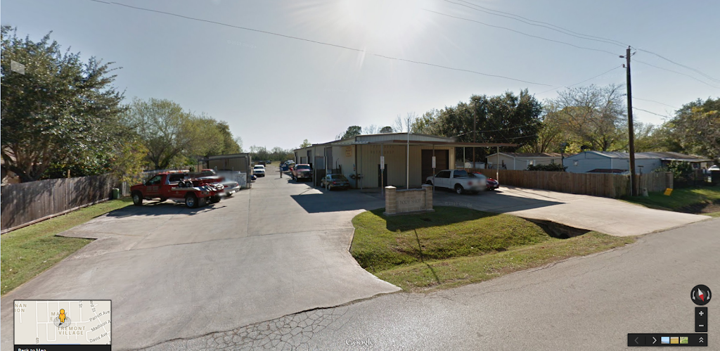 Fort Bend Body Shop & Storage | 2302 Parrott Ave, Rosenberg, TX 77471, USA | Phone: (281) 232-9222