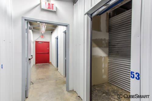 CubeSmart Self Storage | 425 Swiss Ave, Nashville, TN 37211, USA | Phone: (615) 331-5559