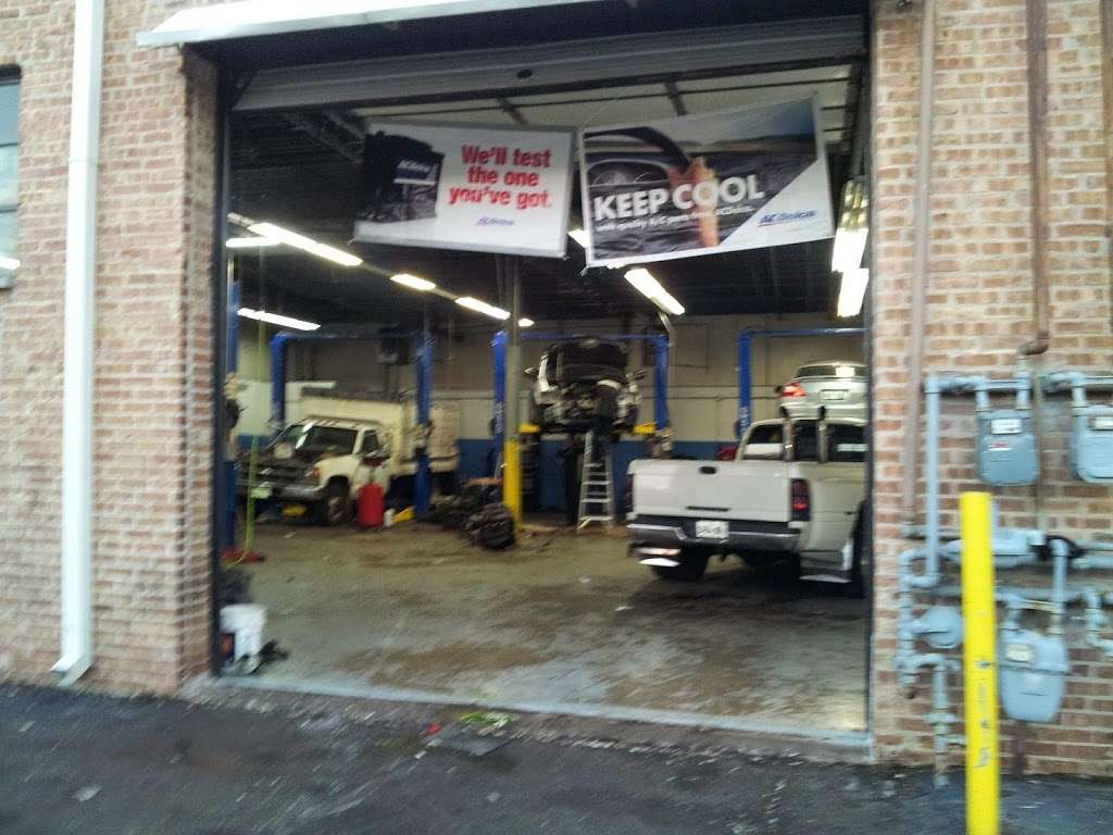 Rolas Auto Repair | 535 Wise Rd, Schaumburg, IL 60193, USA | Phone: (630) 523-2356