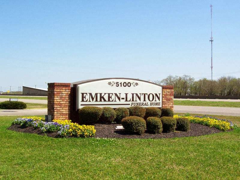 Emken-Linton Funeral Home | 5100 Emmett F Lowry Expy, Texas City, TX 77591, USA | Phone: (409) 945-4444