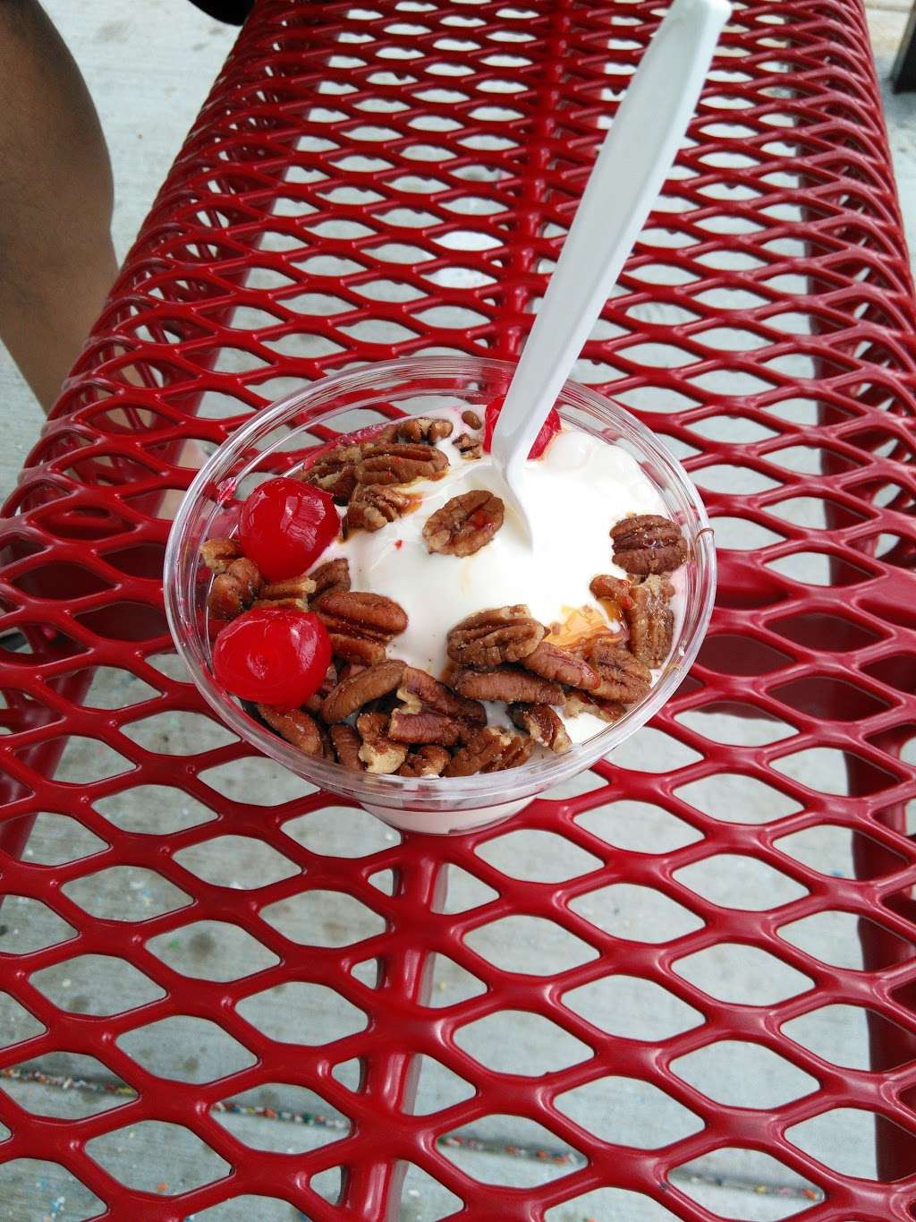 Andys Frozen Custard Naperville | 3104 Anna Marie Lane, Naperville, IL 60564 | Phone: (331) 444-7001