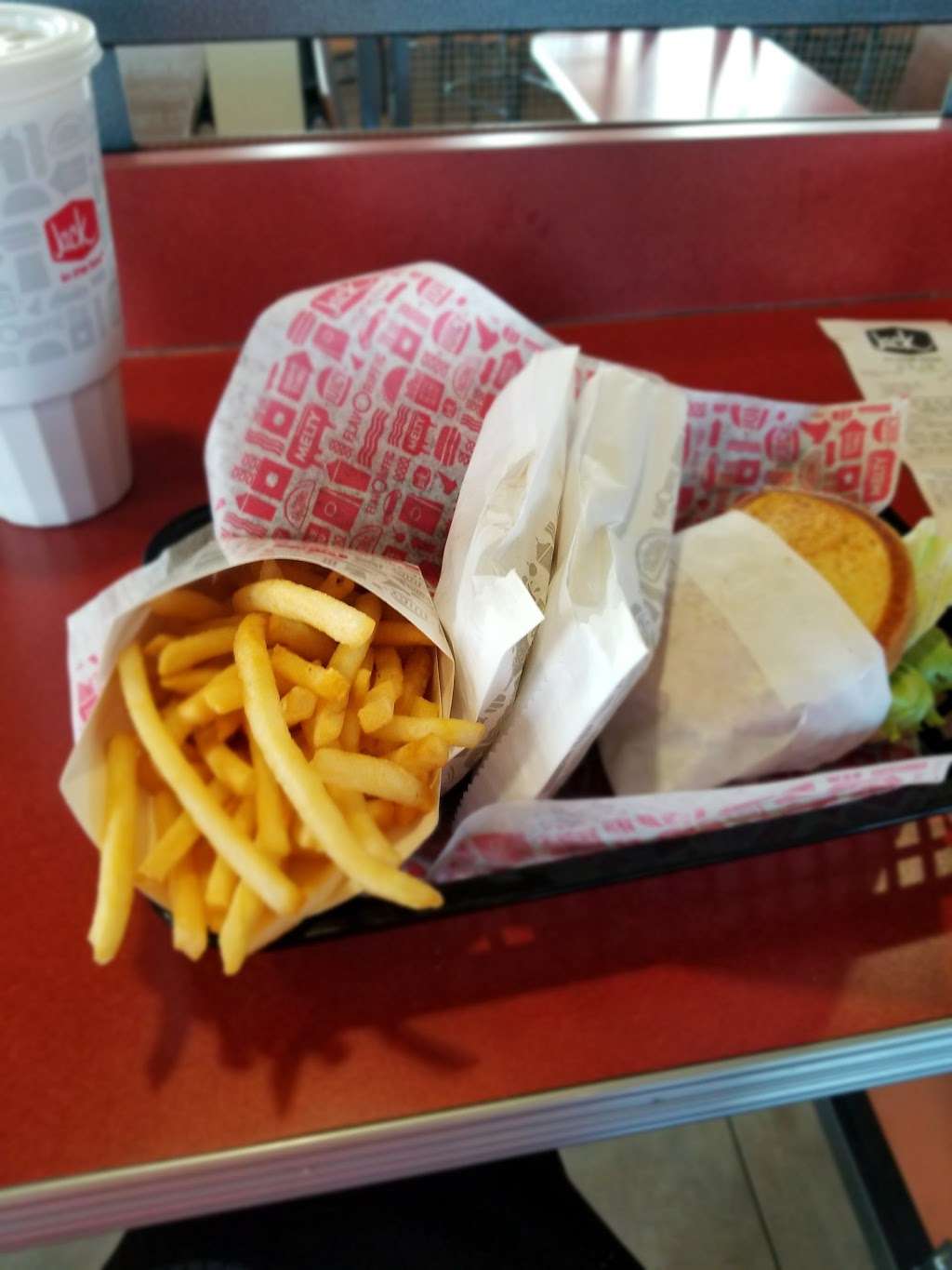 Jack in the Box | 3150 E Washington St, Phoenix, AZ 85034, USA | Phone: (602) 275-5083