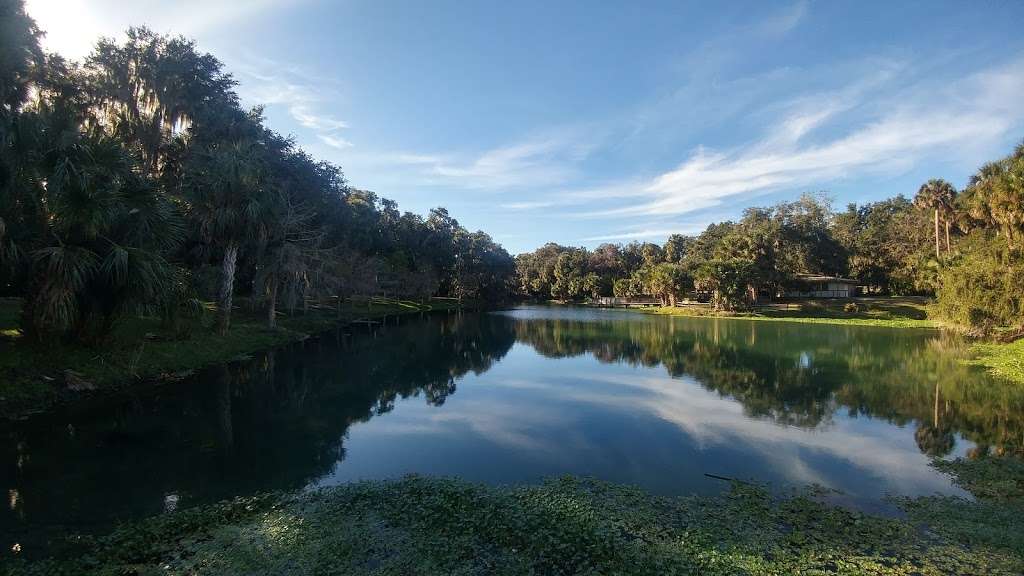 Gemini Springs Parking Lot | Unnamed Road, DeBary, FL 32713, USA