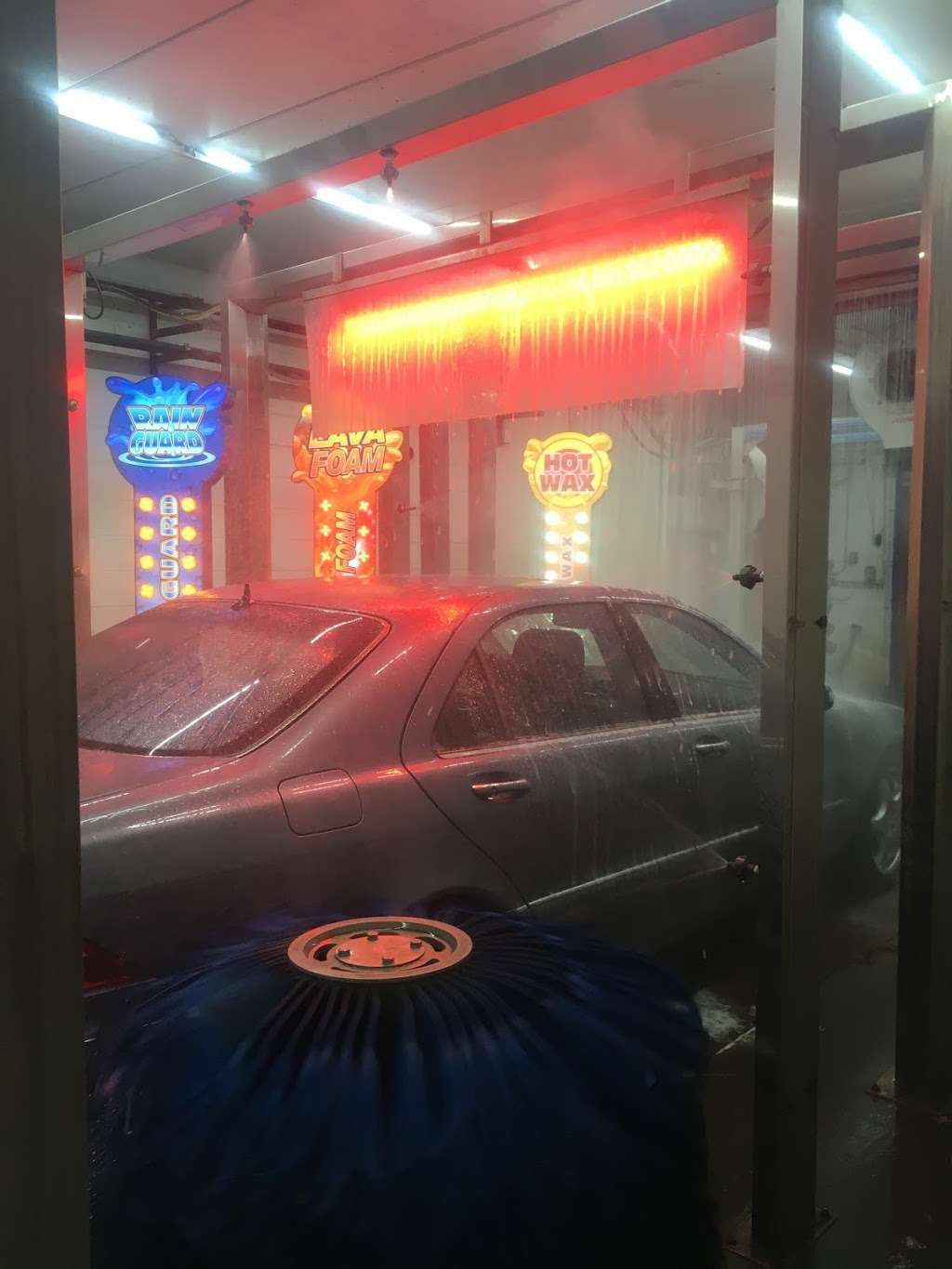 Skyway Car Wash | 221 Raymond Blvd, Newark, NJ 07105, USA | Phone: (973) 344-8000