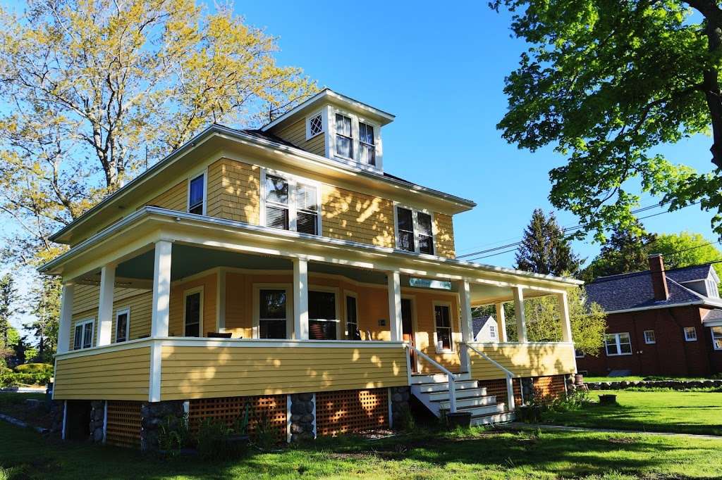 Main Street Guest House | 165 Main St, Rockport, MA 01966, USA | Phone: (978) 761-6288