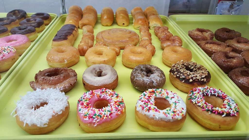 Paradise Donuts | 2214 FM523, Oyster Creek, TX 77541, USA | Phone: (979) 480-7407