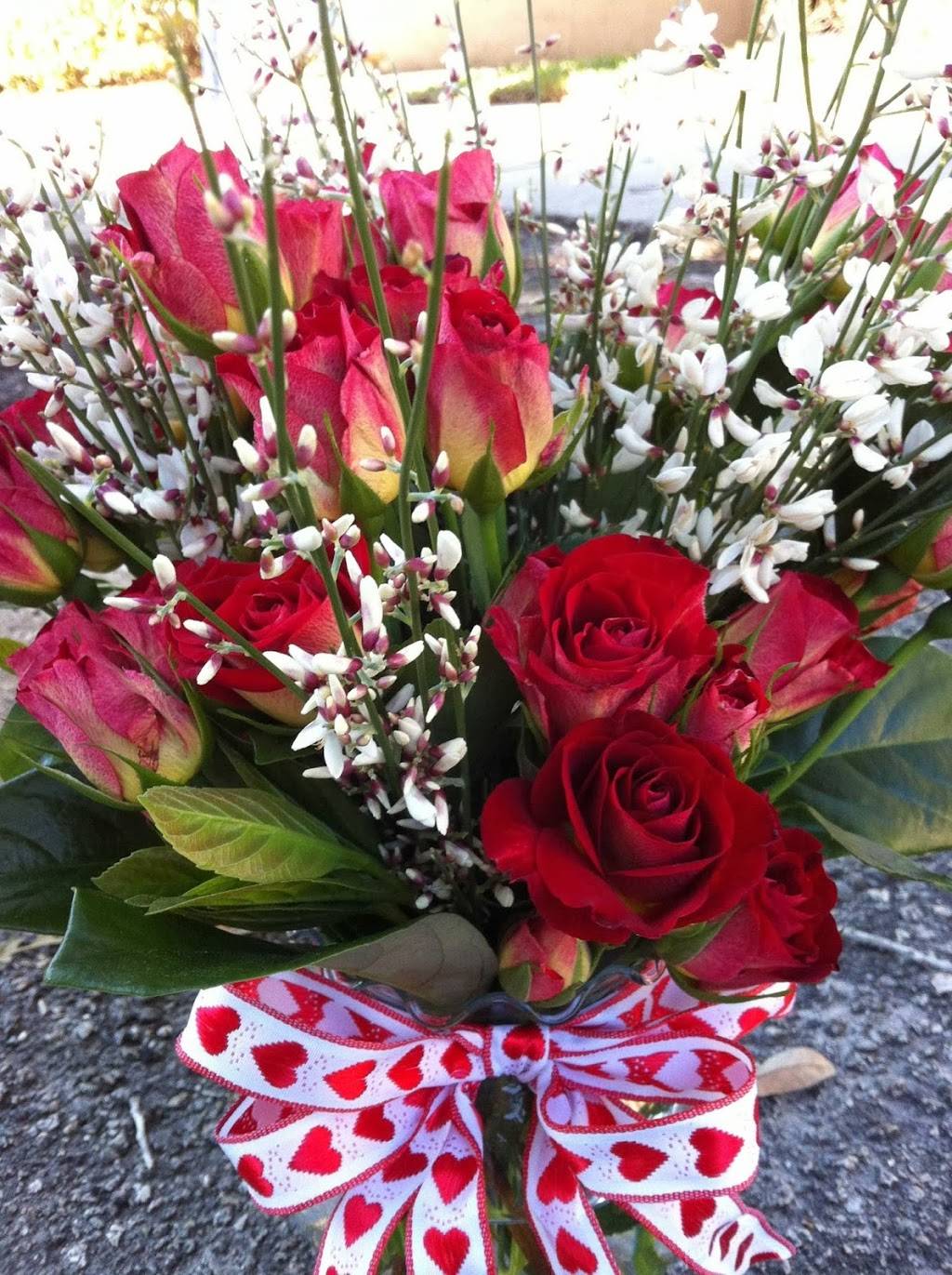 Bonnies Floral Designs | 1850 Emerson St, Jacksonville, FL 32207 | Phone: (904) 346-3300