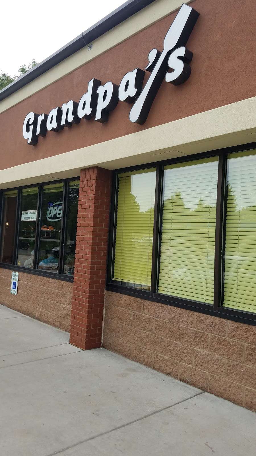 Grandpas Cafe | 903 Mountain Ave, Berthoud, CO 80513, USA | Phone: (970) 532-2254