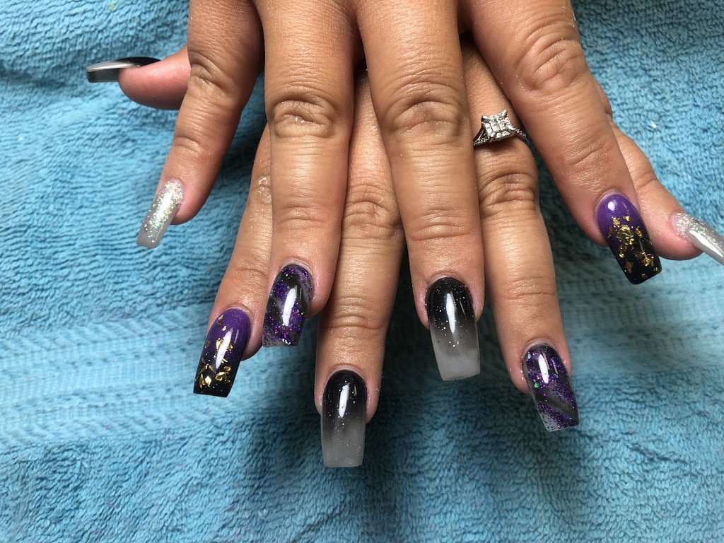 Nifty Nails | 15151 Montanus Dr, Culpeper, VA 22701, USA | Phone: (540) 827-1112