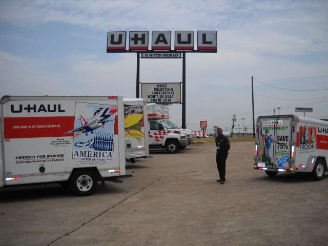 U-Haul of Northshore | 13330 I-10, Houston, TX 77015, USA | Phone: (713) 453-3884