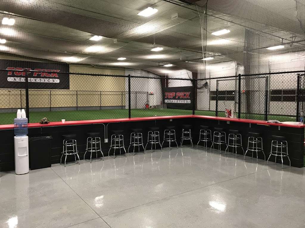 Top-Pick Athletics | 769 Heartland Dr unit j, Sugar Grove, IL 60554, USA | Phone: (630) 466-9000