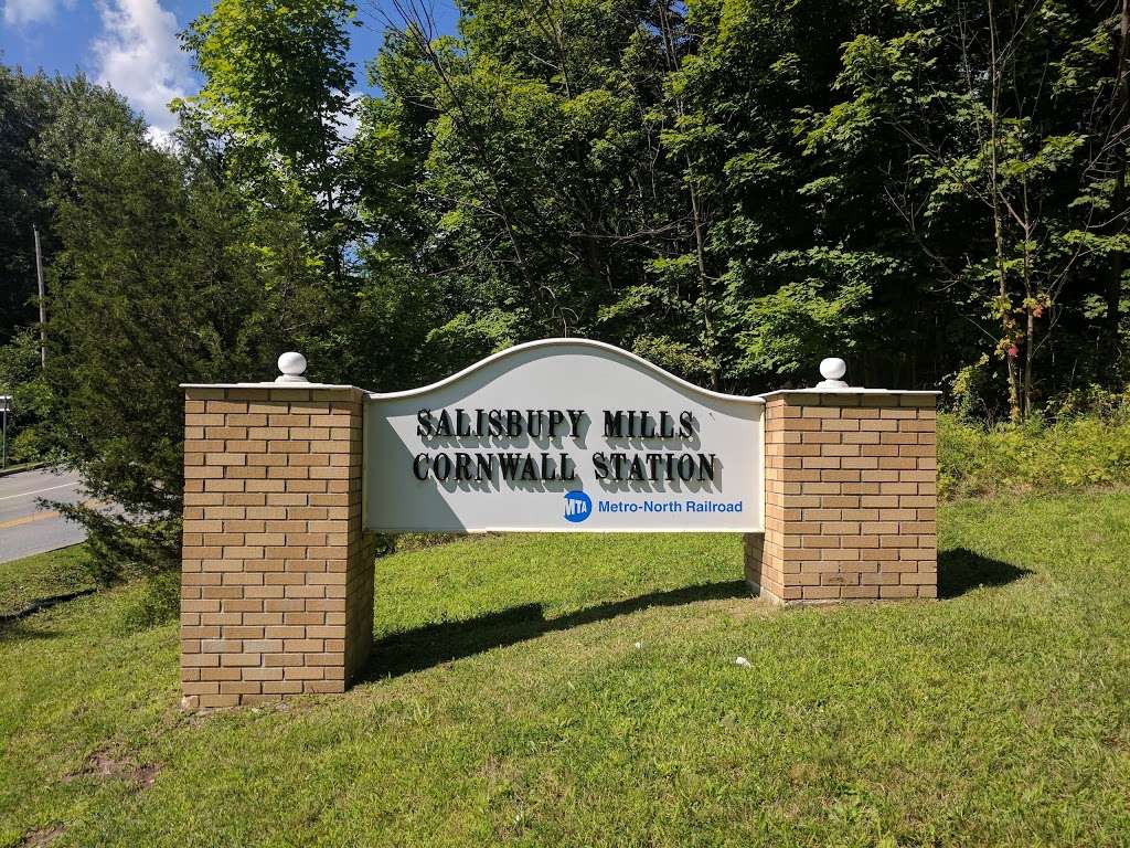 Salisbury Mills/ Cornwall Station | Beaverdam Lake-Salisbury Mills, NY 12553, USA