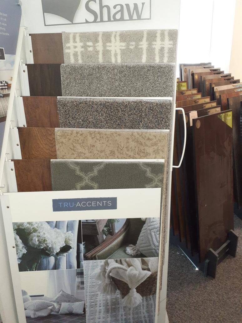 Jjs Flooring Services | 1003 N Wildwood Dr, Irving, TX 75061, USA | Phone: (214) 229-4688