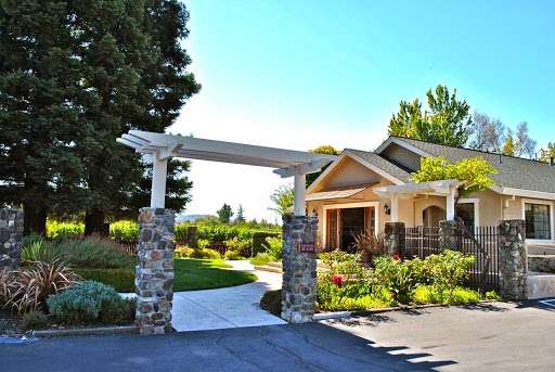 St. Annes Crossing Winery and Guest House | 8450 Sonoma Hwy, Kenwood, CA 95452, USA | Phone: (707) 598-5200