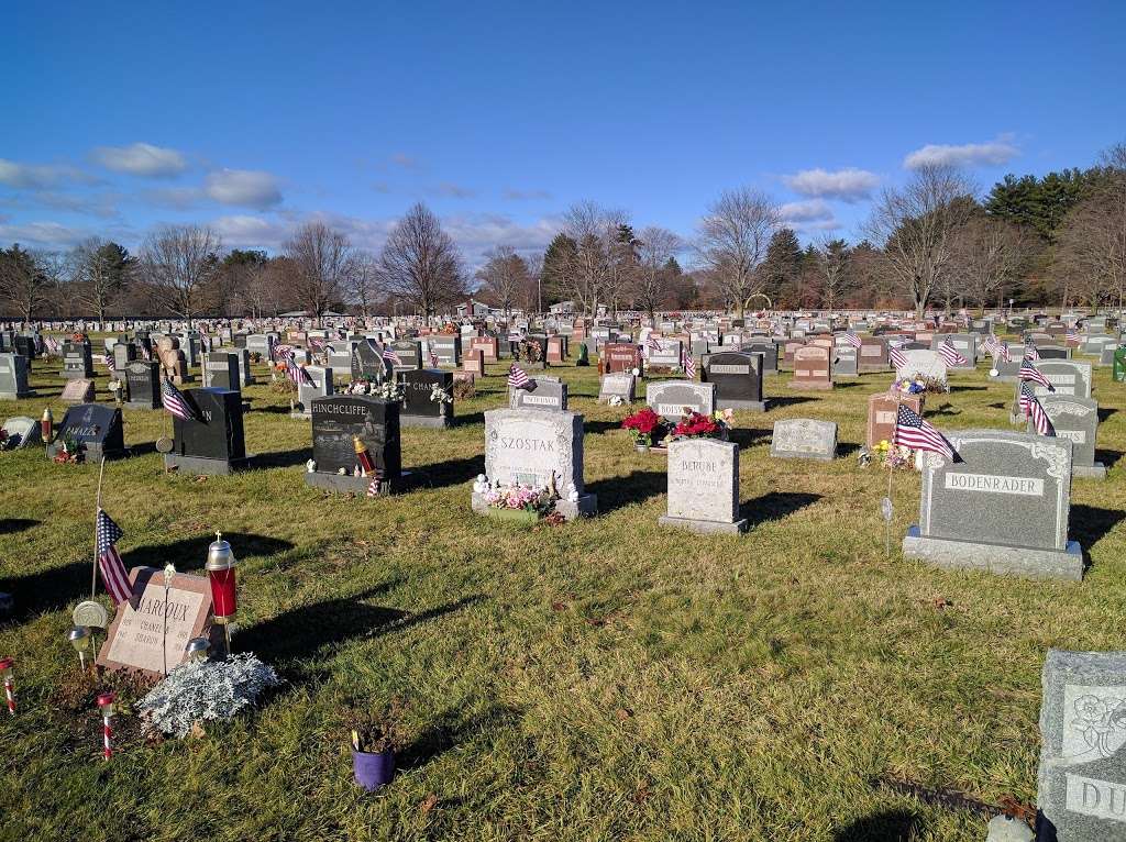 Elmwood Cemetery | 130 N Lowell St, Methuen, MA 01844, USA | Phone: (978) 983-8881