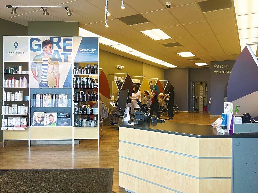 Great Clips | 2441 S Woodland Blvd, DeLand, FL 32720, USA | Phone: (386) 279-7663