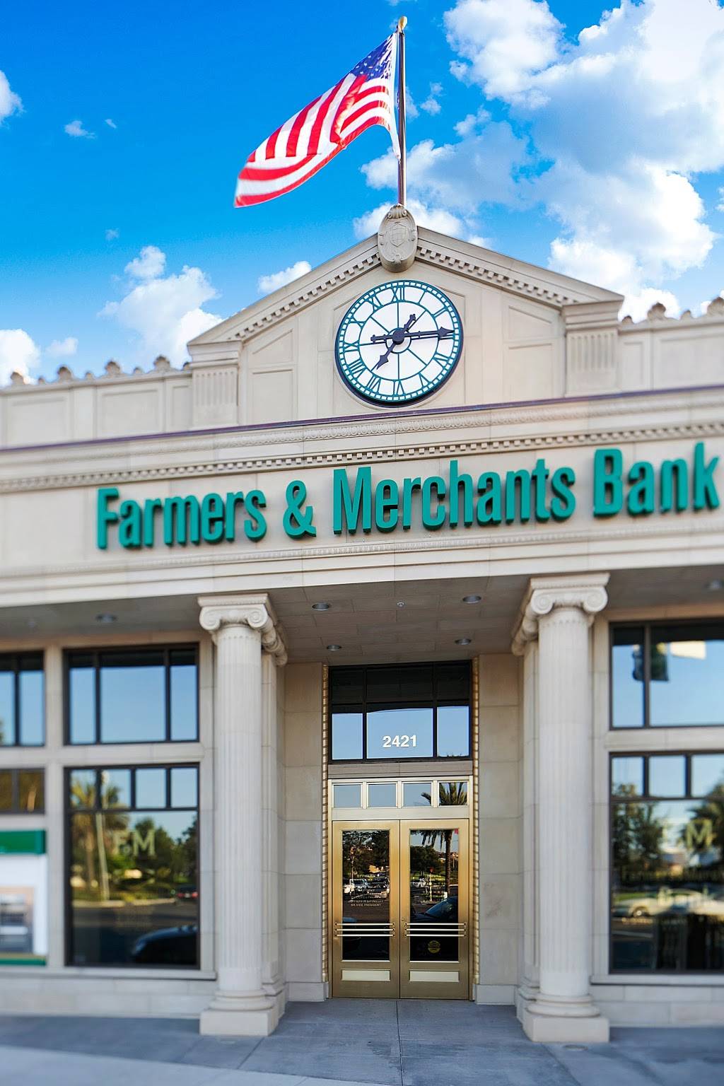 Farmers & Merchants Bank | 2421 East Coast Hwy, Corona Del Mar, CA 92625, USA | Phone: (949) 723-1804