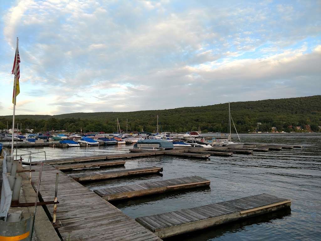 Willow Point Marina | 622 Jersey Ave, Greenwood Lake, NY 10925, USA | Phone: (845) 477-8063