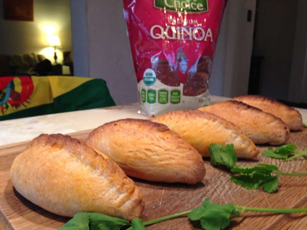 Empanadas | Salteñas Deli | 177 Claywood Dr, Brentwood, NY 11717, USA | Phone: (917) 304-3052