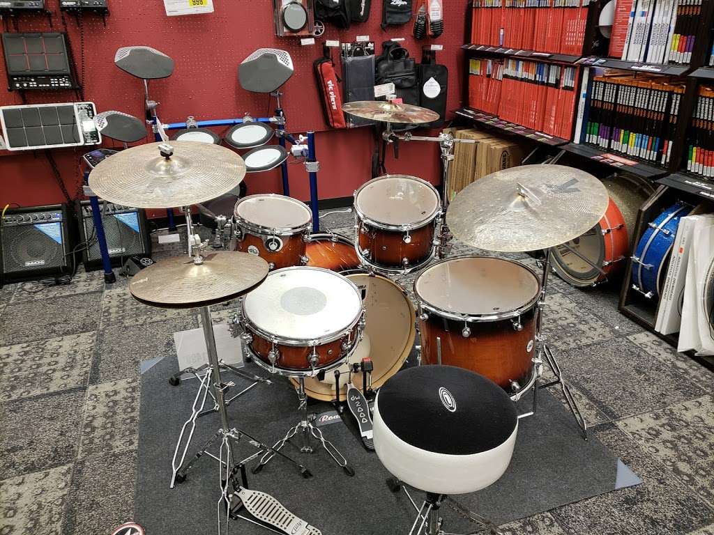 Guitar Center | 5025 Okeechobee Blvd, West Palm Beach, FL 33417, USA | Phone: (561) 616-5601