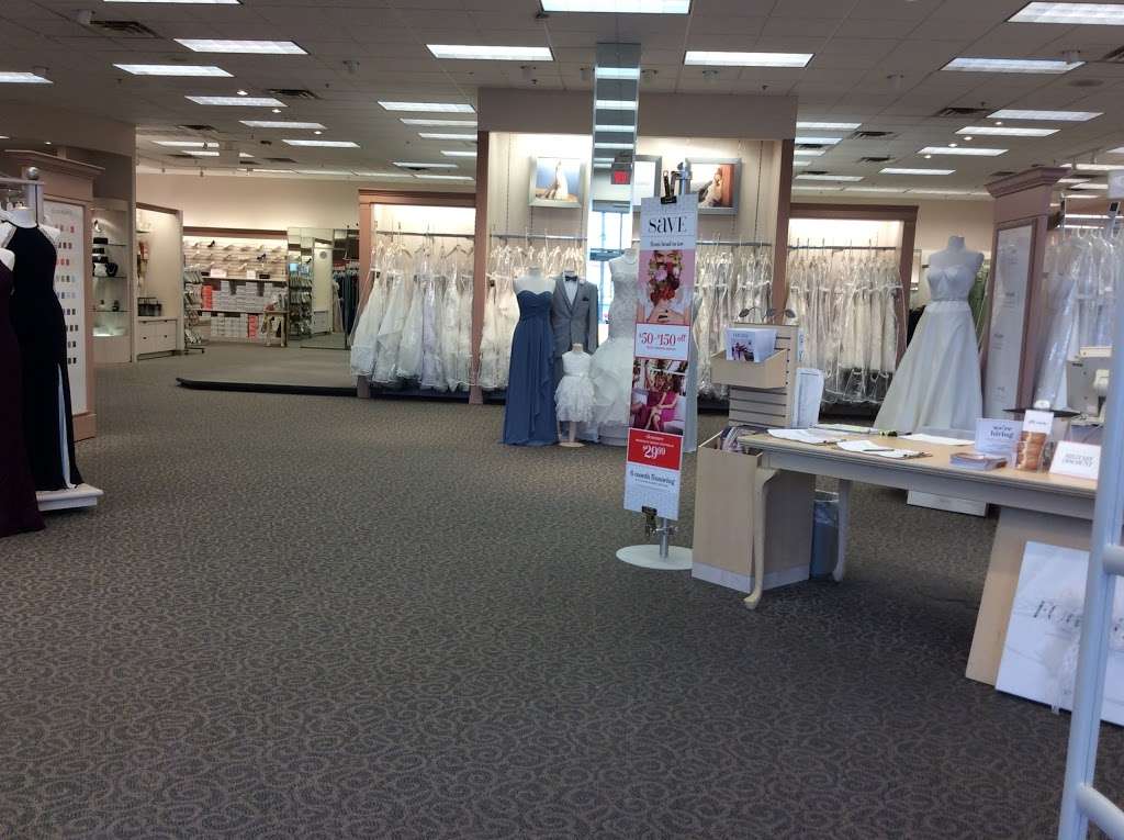 Davids Bridal | 17231 Cole Rd, Hagerstown, MD 21740, USA | Phone: (301) 582-0183