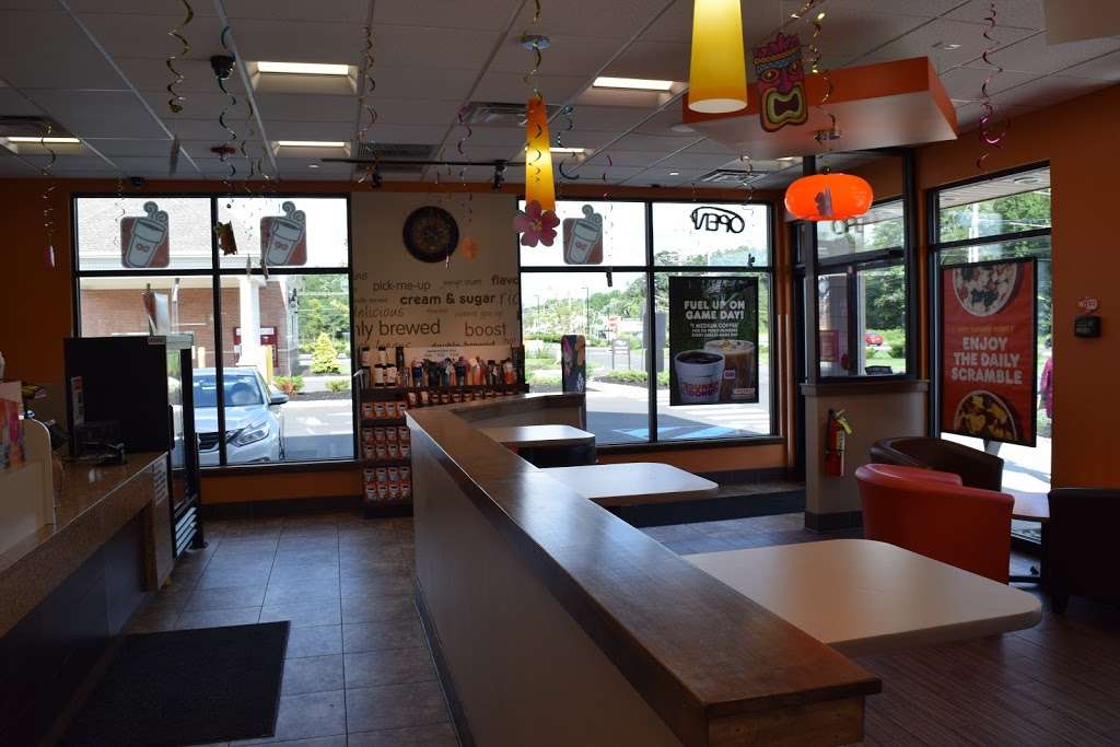 Dunkin Donuts | 1412 US-130 bldg b, East Windsor, NJ 08520, USA | Phone: (609) 336-0398