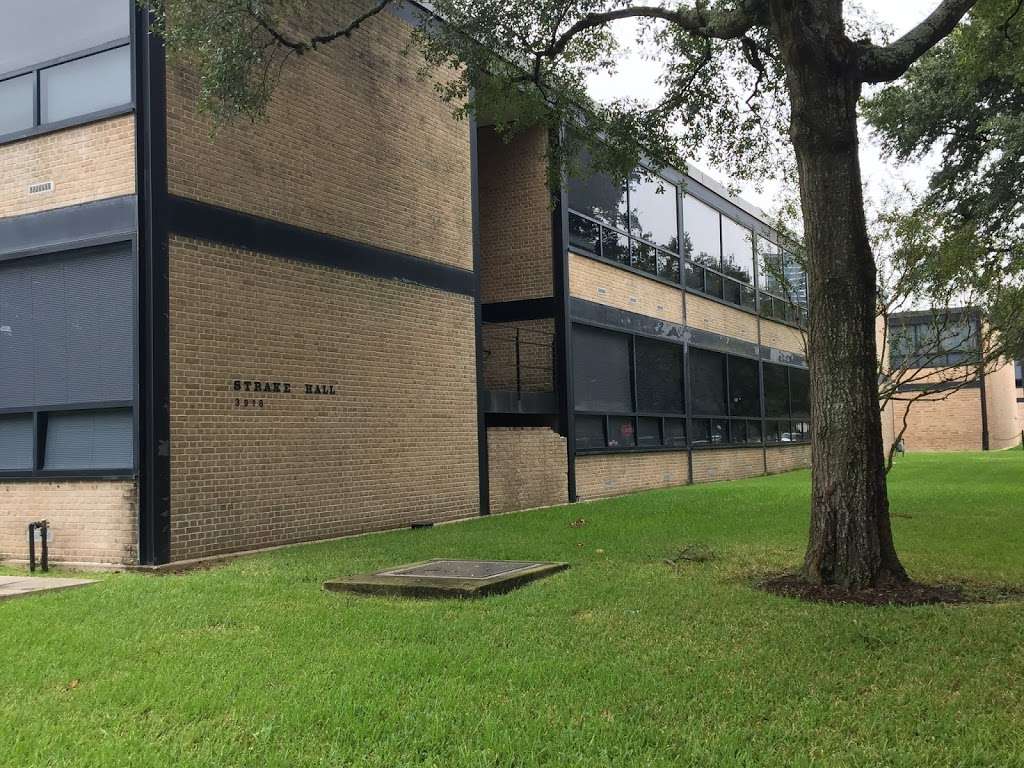 Strake Hall | 3918 Yoakum Blvd, Houston, TX 77006, USA