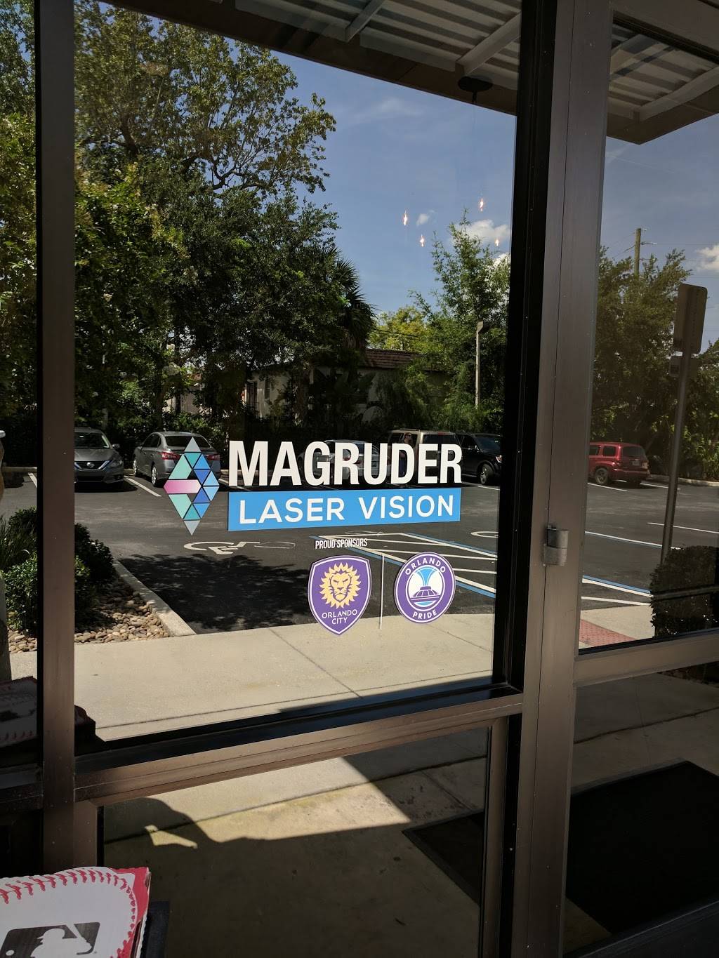 Magruder Laser Vision | 120 E Par St Suite 2000, Orlando, FL 32804 | Phone: (407) 843-5665