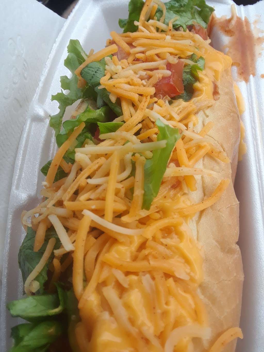 Dees Hot Dogs | 2610 Avenue G NW, Winter Haven, FL 33880, USA | Phone: (631) 759-8512