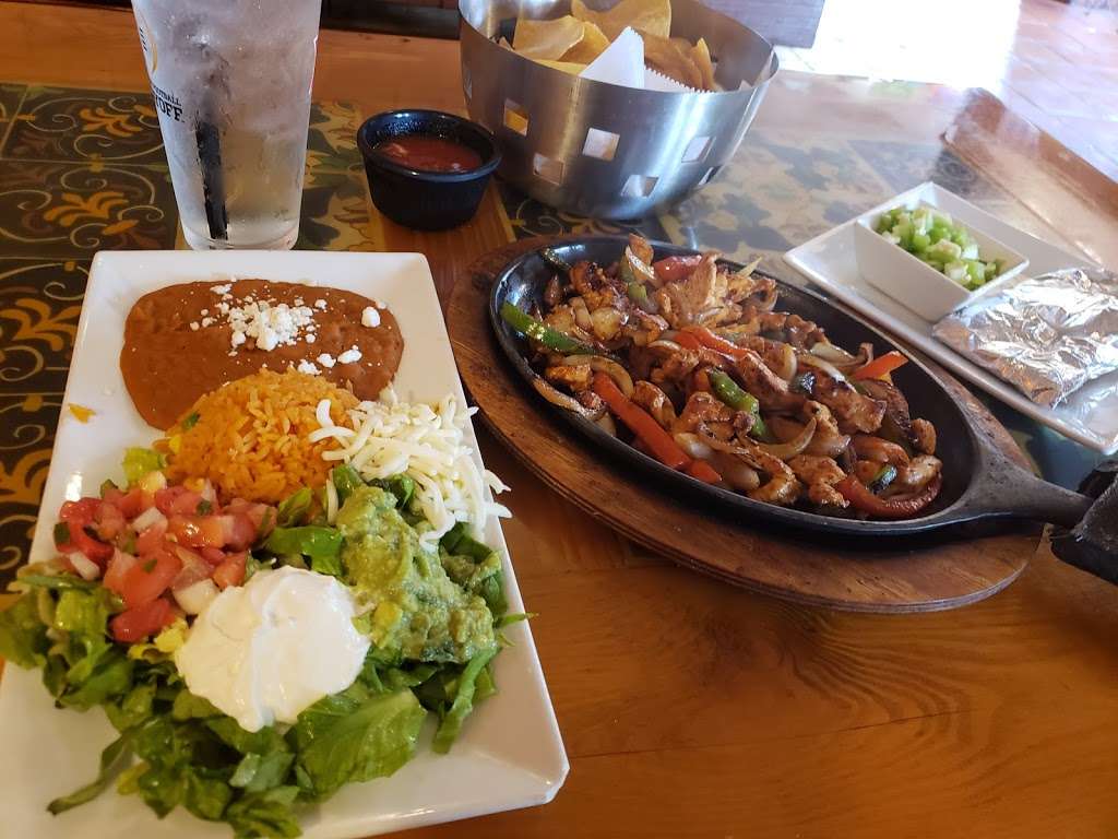 El Tequilas Authentic Mexican Restaurant | 1784 S Ridgewood Ave, South Daytona, FL 32119, USA | Phone: (386) 767-9512