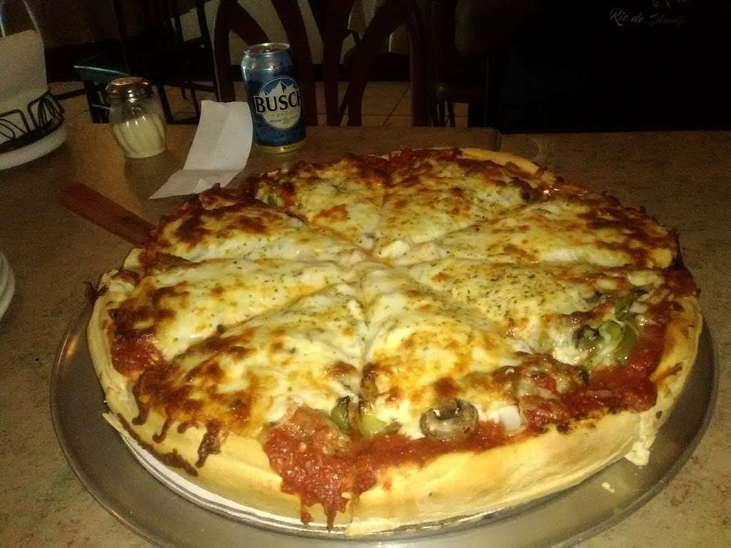 Little Franks Pizzeria | 6355 W 79th St, Burbank, IL 60459 | Phone: (708) 598-8660