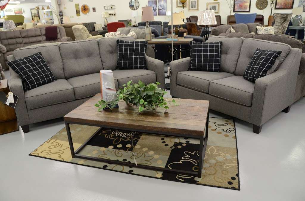 Engstrom Home Furniture | 2435 Monroe St, La Porte, IN 46350, USA | Phone: (219) 325-1500