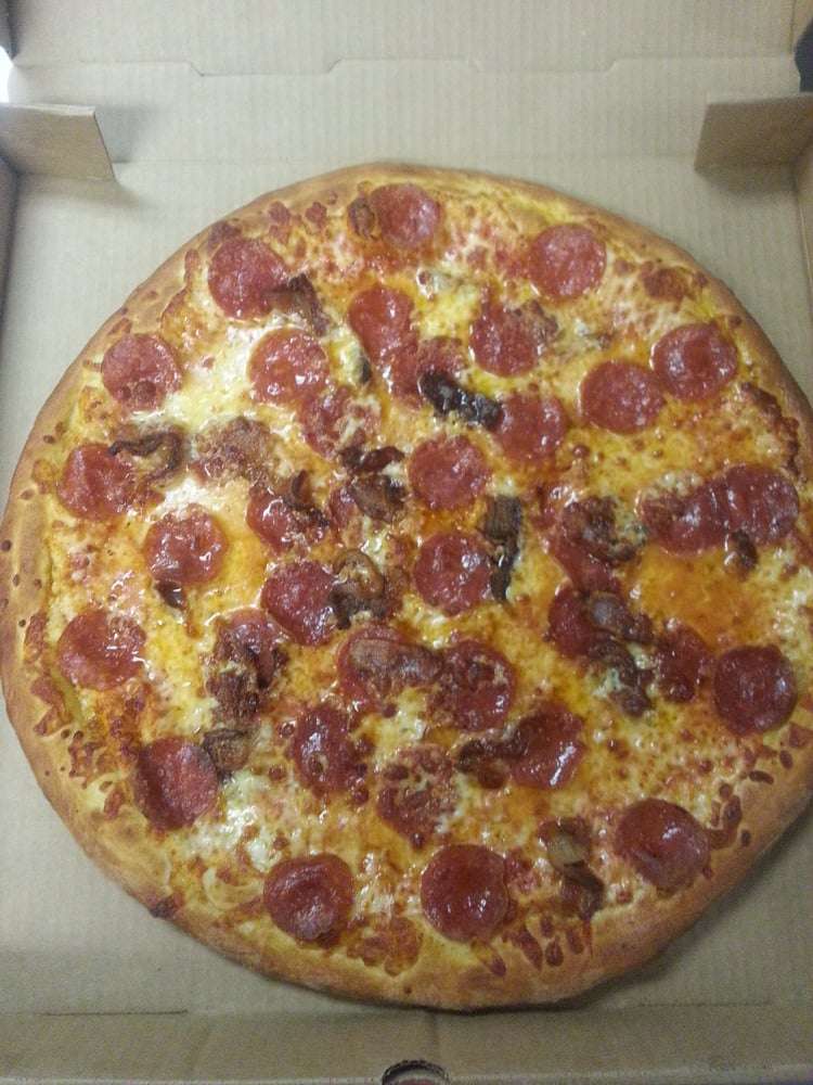 The Slice Pizzeria | 7121 West Old, US-90, San Antonio, TX 78227, USA | Phone: (210) 670-1111