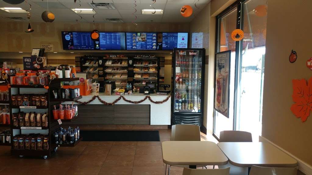 Dunkin | 780 N Main St, Elburn, IL 60119, USA | Phone: (630) 365-6955