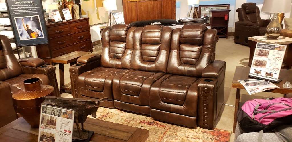 Rooms To Go Furniture Store | 16350 FL-50 Suite A, Clermont, FL 34711 | Phone: (352) 432-2958