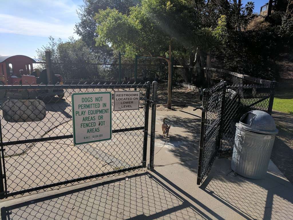 Glendale La Loma Park | 1310 La Loma Ave, Berkeley, CA 94708, USA | Phone: (510) 981-6637