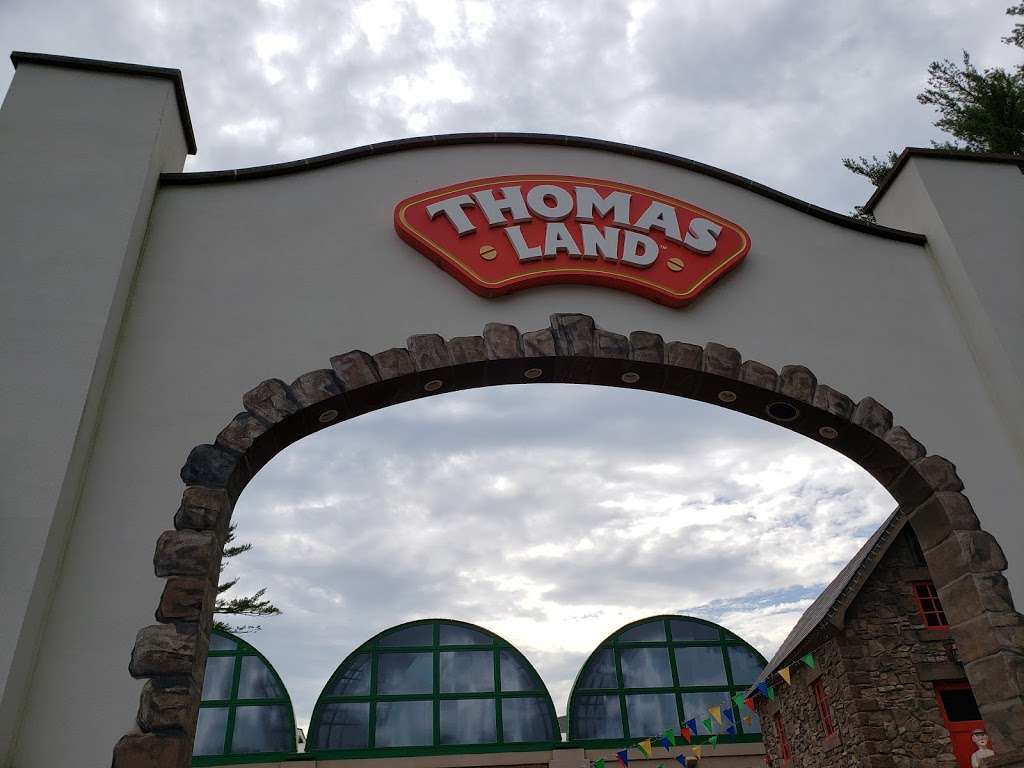 Thomas Land USA | 5 Pine St, Carver, MA 02330, USA | Phone: (508) 866-8190