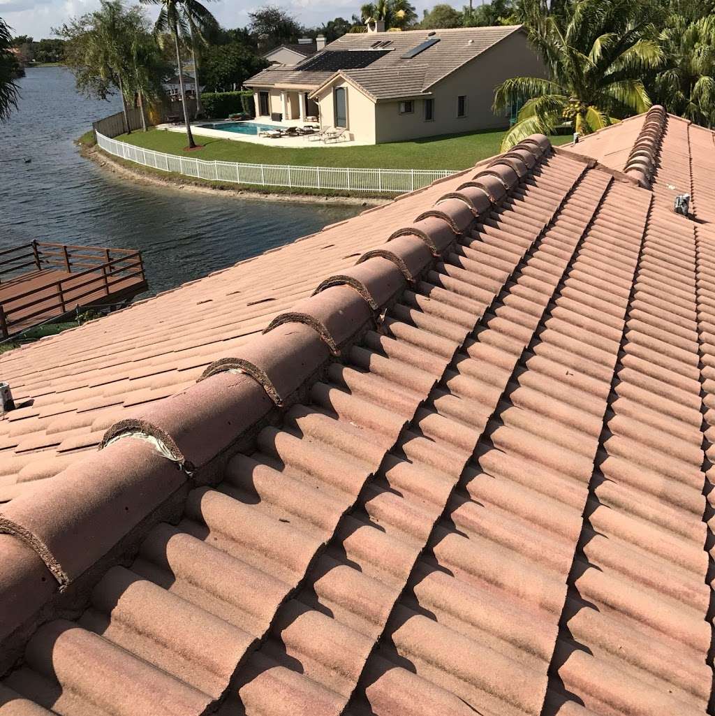 Weston Roof Repairs & Roof Inspections | 2021 NW 136th Ave unit 184, Sunrise, FL 33323 | Phone: (954) 380-7663