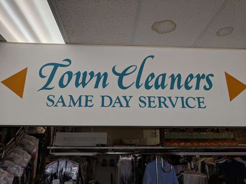 Town Dry Cleaners | 395 Cary Algonquin Rd # G, Cary, IL 60013, USA | Phone: (847) 516-1010
