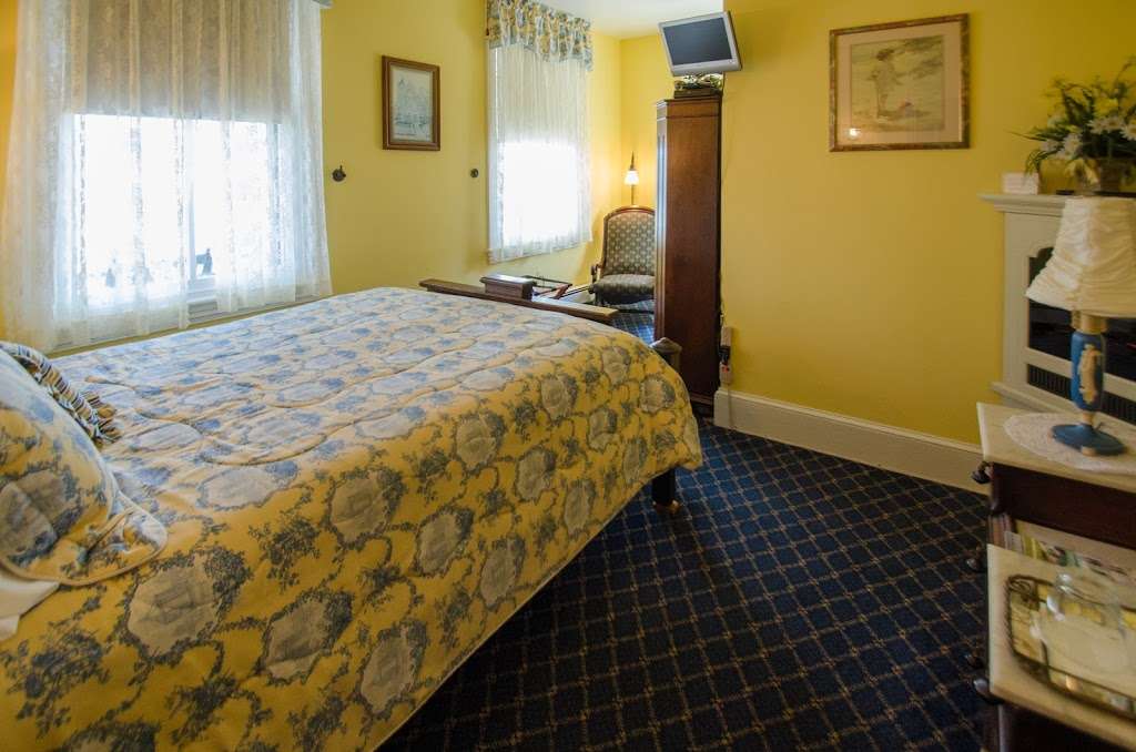 Bedford Inn | 805 Stockton Ave, Cape May, NJ 08204 | Phone: (609) 884-4158