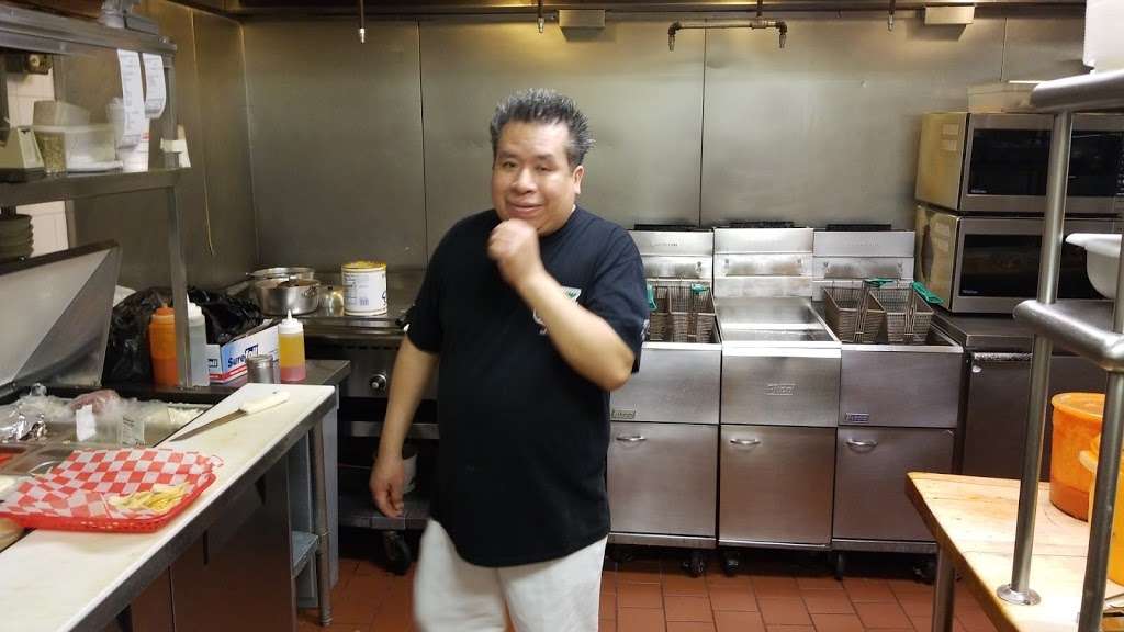 Angelos Pizza | 401 Bridgeboro St, Riverside, NJ 08075, USA | Phone: (856) 461-6515