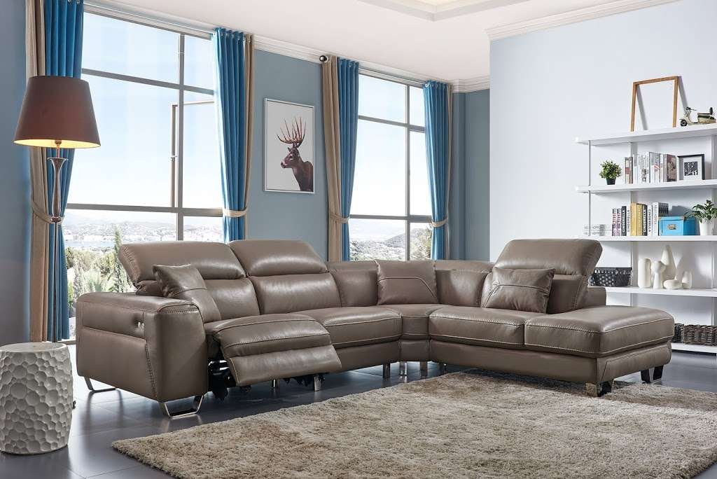 ESF Wholesale Furniture | 3075 Richmond Terrace, Staten Island, NY 10303 | Phone: (718) 442-7400