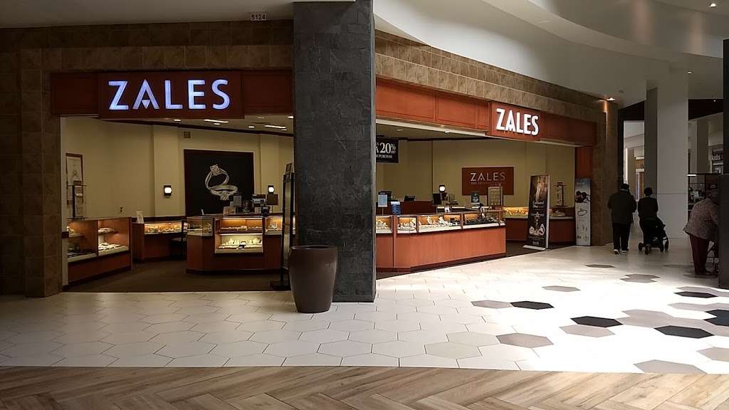 Zales | 5128 East Montclair Plaza, Montclair, CA 91763, USA | Phone: (909) 621-4739