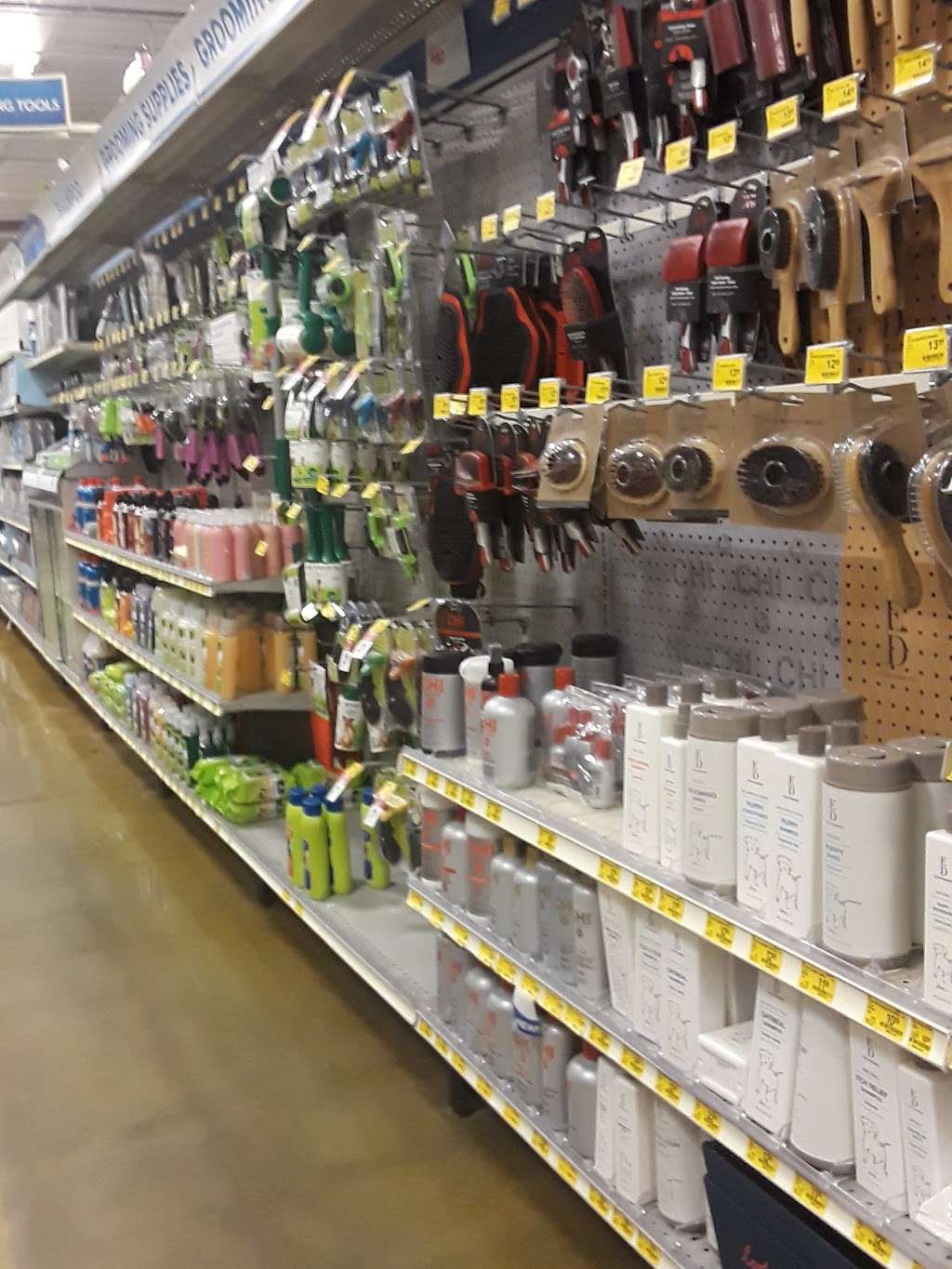 PetSmart | 2828 Campus Pkwy, Riverside, CA 92507, USA | Phone: (951) 653-8482