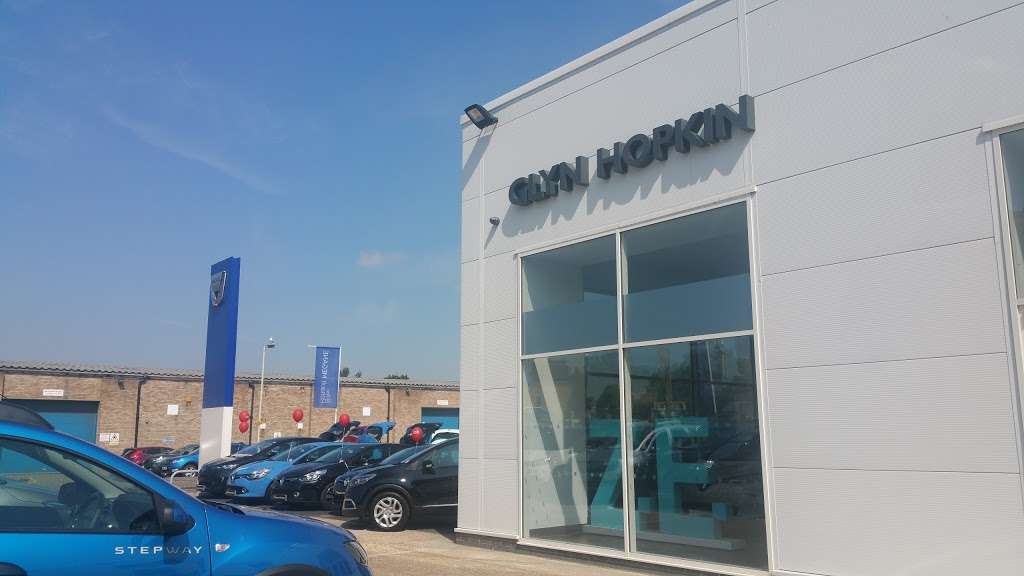 Glyn Hopkin Renault & Dacia Chelmsford | 6 Bilton Rd, Chelmsford CM1 2UP, UK | Phone: 01245 454711