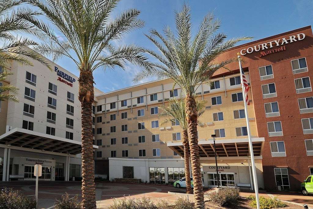 Fairfield Inn & Suites by Marriott Phoenix Chandler/Fashion Cent | 1100 S Price Rd, Chandler, AZ 85286, USA | Phone: (480) 963-5300