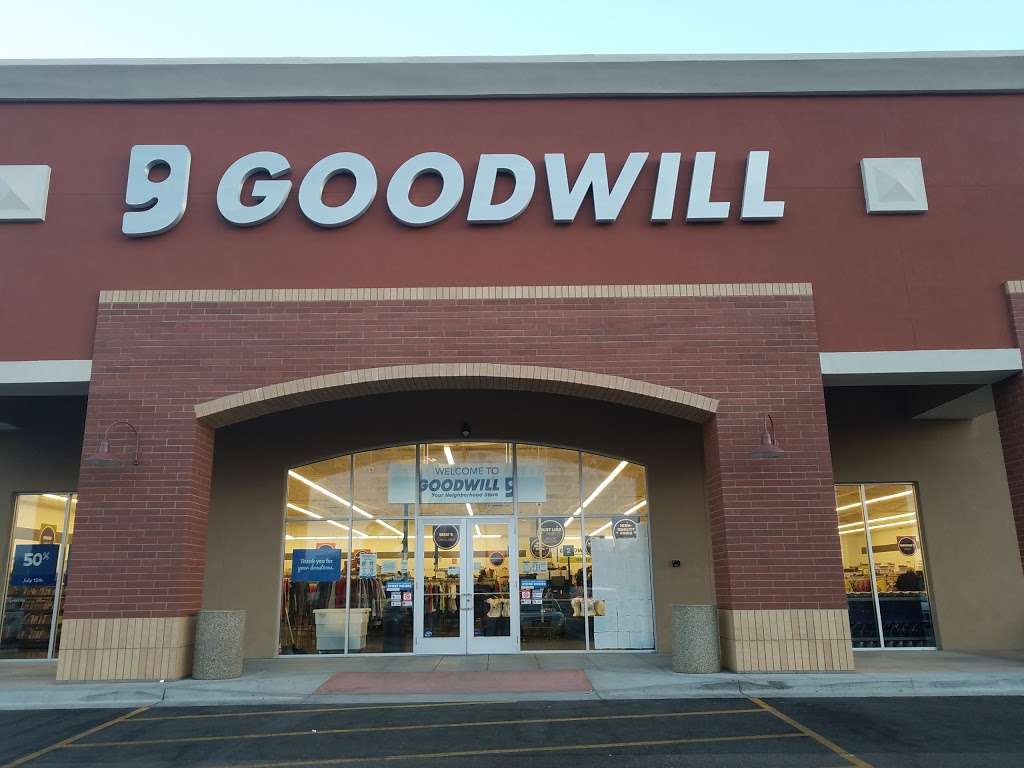 99th and Camelback - Goodwill - Retail Store and Donation Center | 10005 W Camelback Rd, Phoenix, AZ 85037, USA | Phone: (602) 216-3924