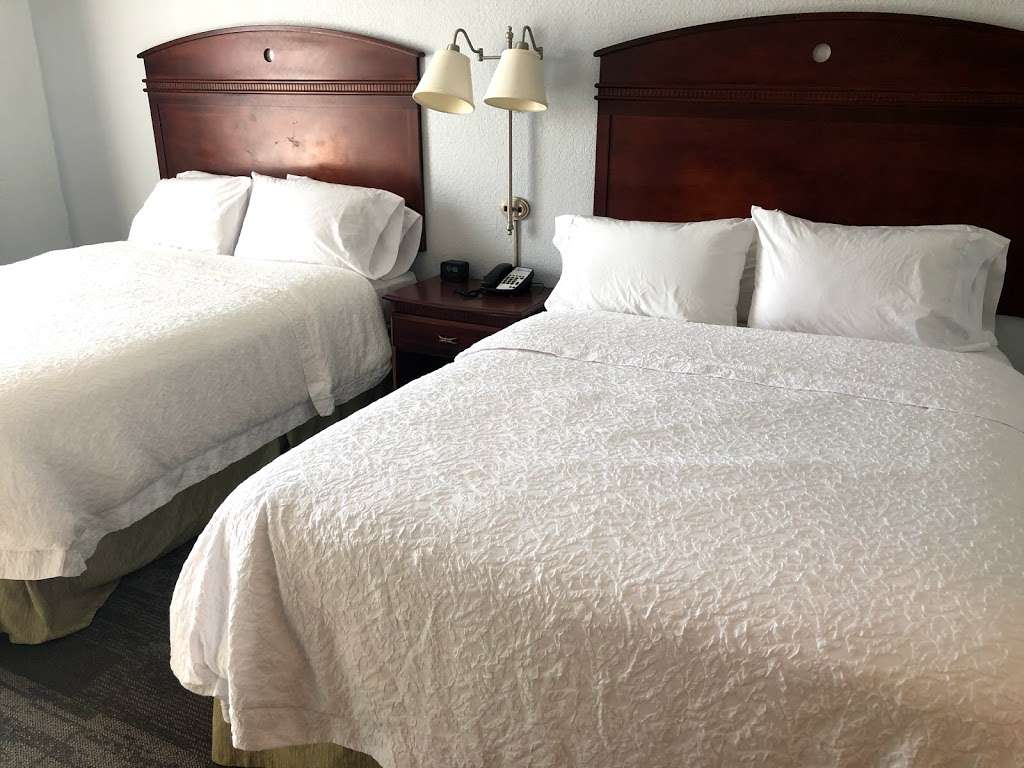 Hampton Inn & Suites Lake Wales | 22900 US-27, Lake Wales, FL 33859, USA | Phone: (863) 734-3000