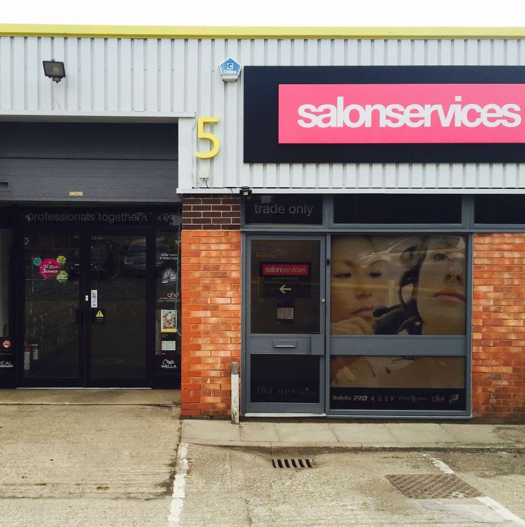 Salon Services | 5 Mundells, Welwyn Garden City AL7 1EN, UK | Phone: 01707 391799